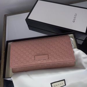 Gucci Micro Soft Pink Wallet